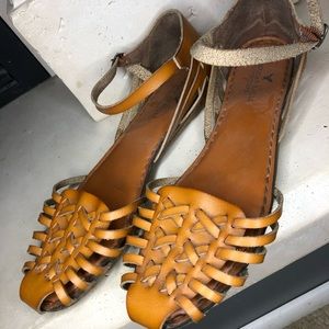 American Eagle Leather Sandal / Ballet Flat